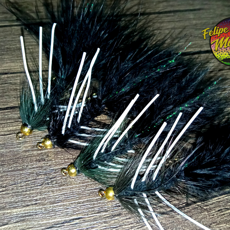 Woolly Bugger Black Rubber Legs White